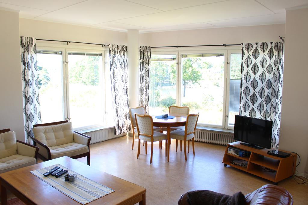 Liljeholmen Herrgard Hostel Rimforsa Экстерьер фото
